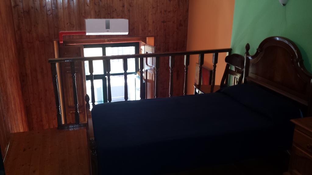 Hostal Rico Madrid Exterior photo