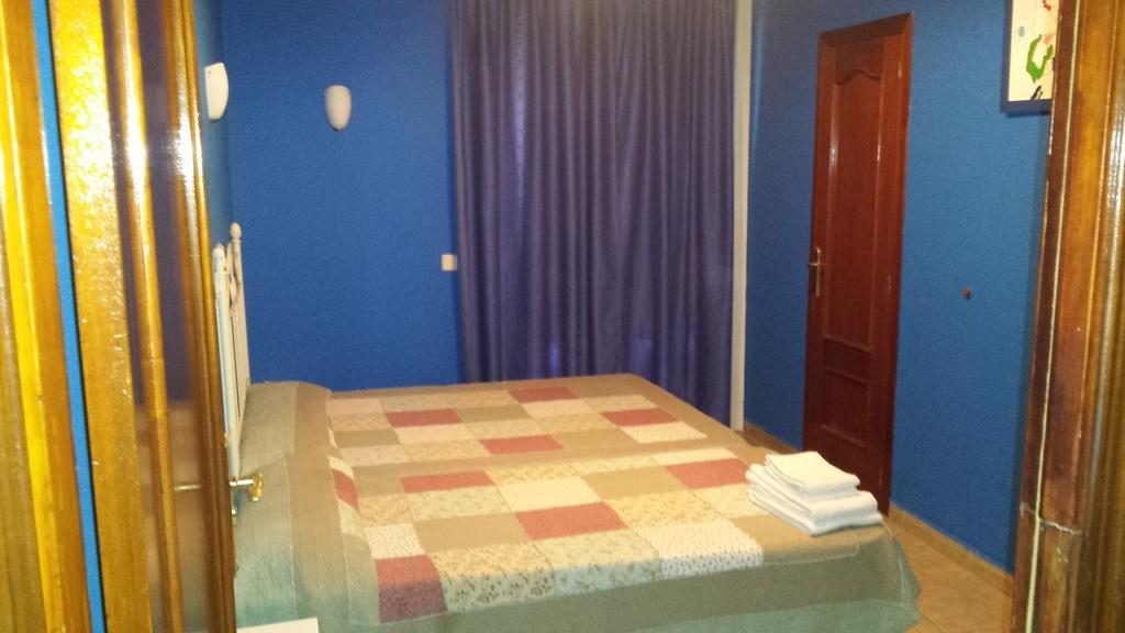 Hostal Rico Madrid Exterior photo